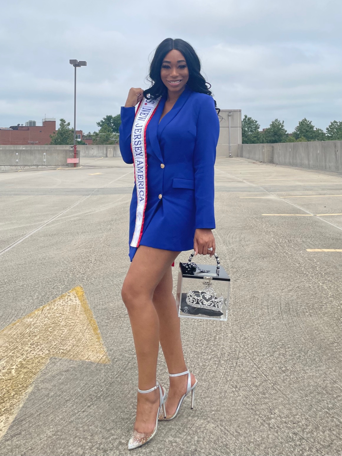 Mrs. New Jersey America 2020 wearing blue blazer dress from prettylittlething